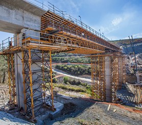 ENKOFORM HMK na construção de pontes