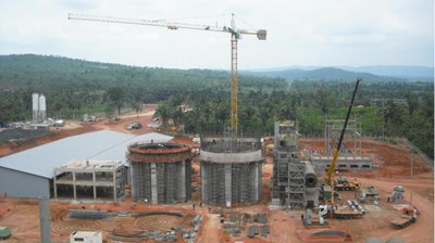 Fábrica de cimento, Xambioa, Brasil