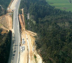 Via Expressa do Cantábrico A-8. Seção Ballota-Cadavedo, Espanha