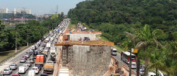 Ponte Laguna Panamby, São Paulo, Brasil