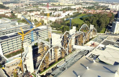 Arquitetura suspensa que redefine Lisboa, Torre Norte