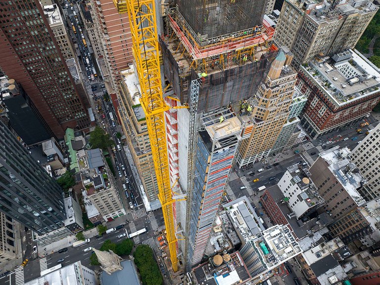 262 Fifth Avenue: uma cofragem de vanguarda que transforma Manhattan