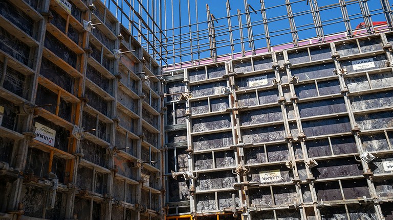 Estacionamento em altura em Long Island City, Nova Iorque, EUA.