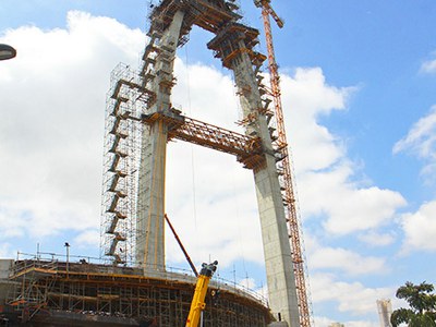 Cofragens e escoramentos inovadores na ponte estaiada do Arco da Inovação