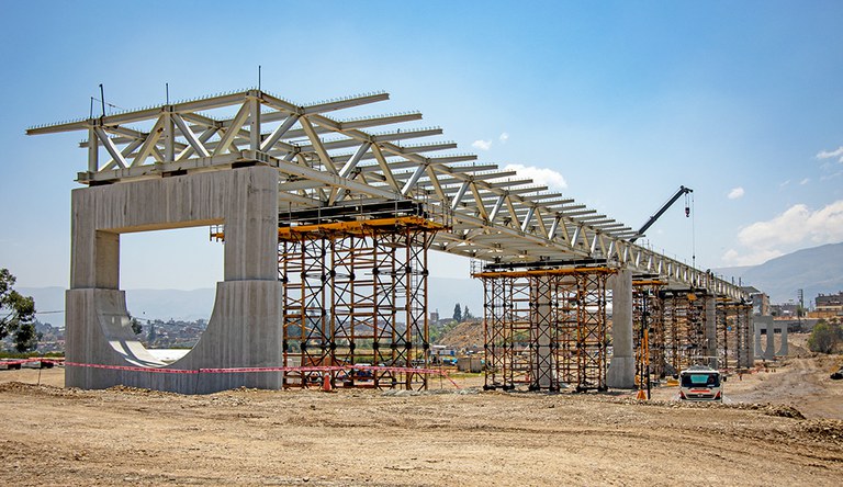 Ponte Comuneros II : A ULMA presente em obras estratégicas no Peru