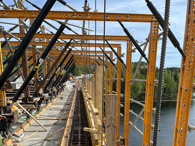 Ponte Valryggen na Noruega: solução para o betão eficiente dos lancis