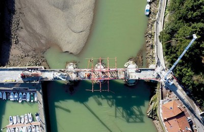 Reconstrução da Ponte de Deba: engenharia temporária ao serviço do património histórico