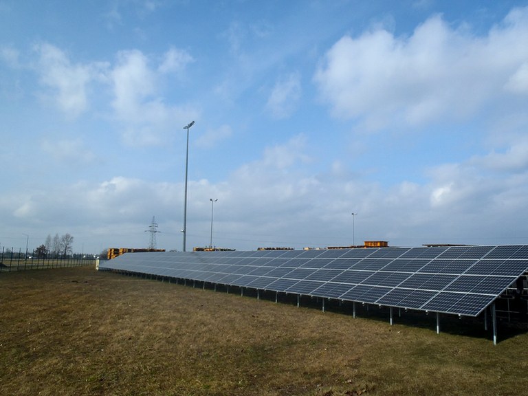 A ULMA promove a geração de energia de fonte renovável própria nas suas instalações