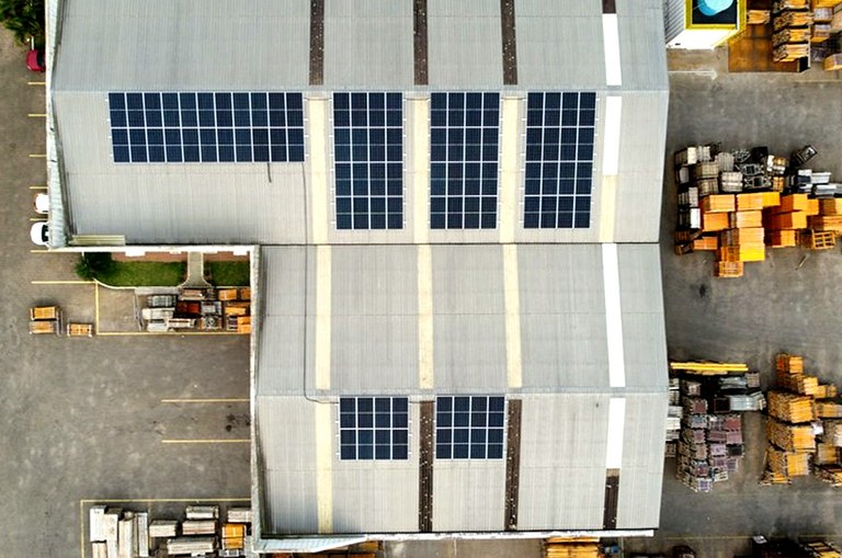 A ULMA promove a geração de energia de fonte renovável própria nas suas instalações