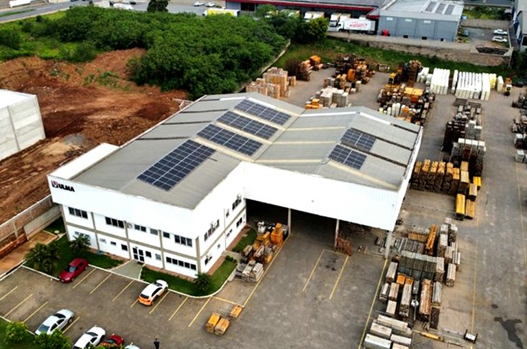 A ULMA promove a geração de energia de fonte renovável própria nas suas instalações