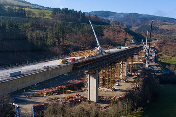 A versatilidade das cofragens ULMA foram chave no viaduto Antzuola