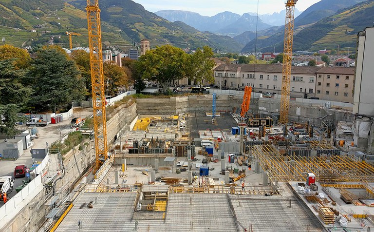 WaltherPark, construção de um edifício multi funcional no coração histórico de Bolzano